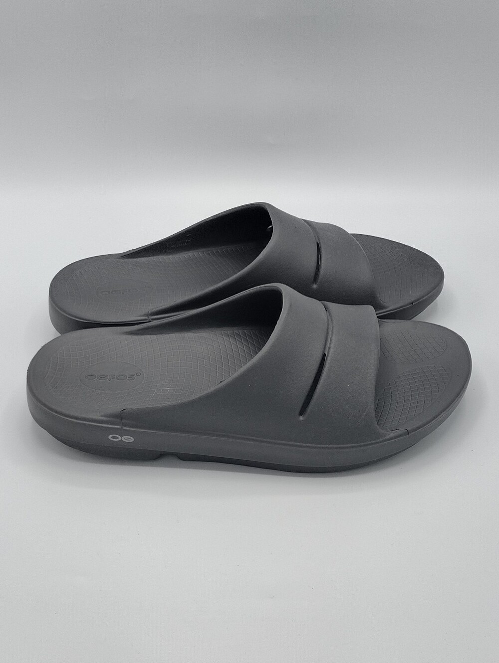 OOFOS OOahh Slide Sandals Gray  Recovery Shoes Men's Size 13  EU 46